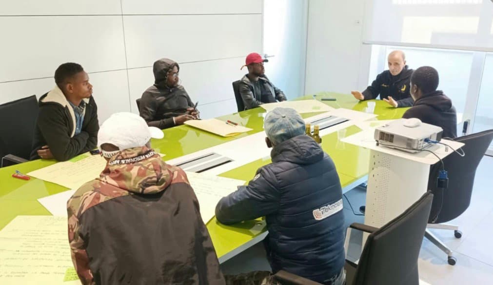 Inclusione e legalità, il Comune rivendica le scelte sul Pendino: «Governiamo fenomeni complessi con responsabilità»