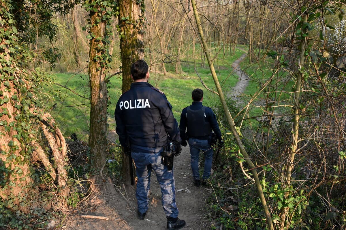 Rapina armata a Rossano: rubato anche un pugnale con inciso “Viva Garibaldi”
