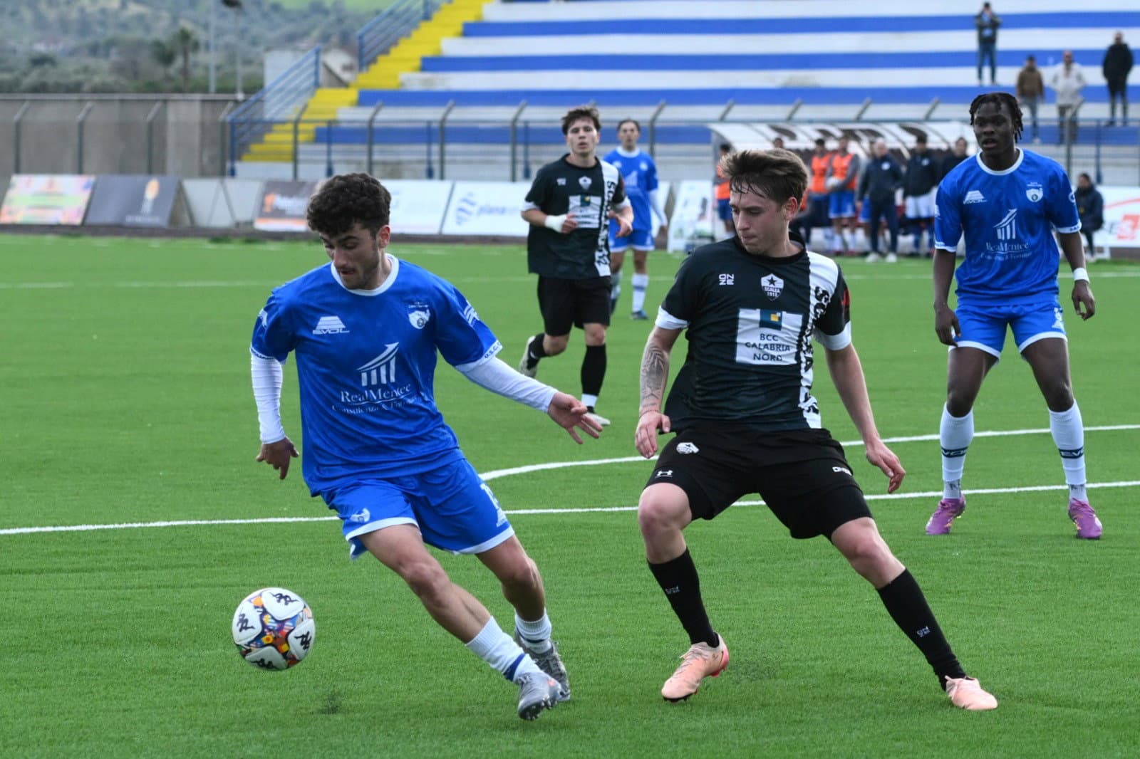 Manovra fluida ma senza guizzo: il Corigliano non sfonda, 0-0 con lo Scalea