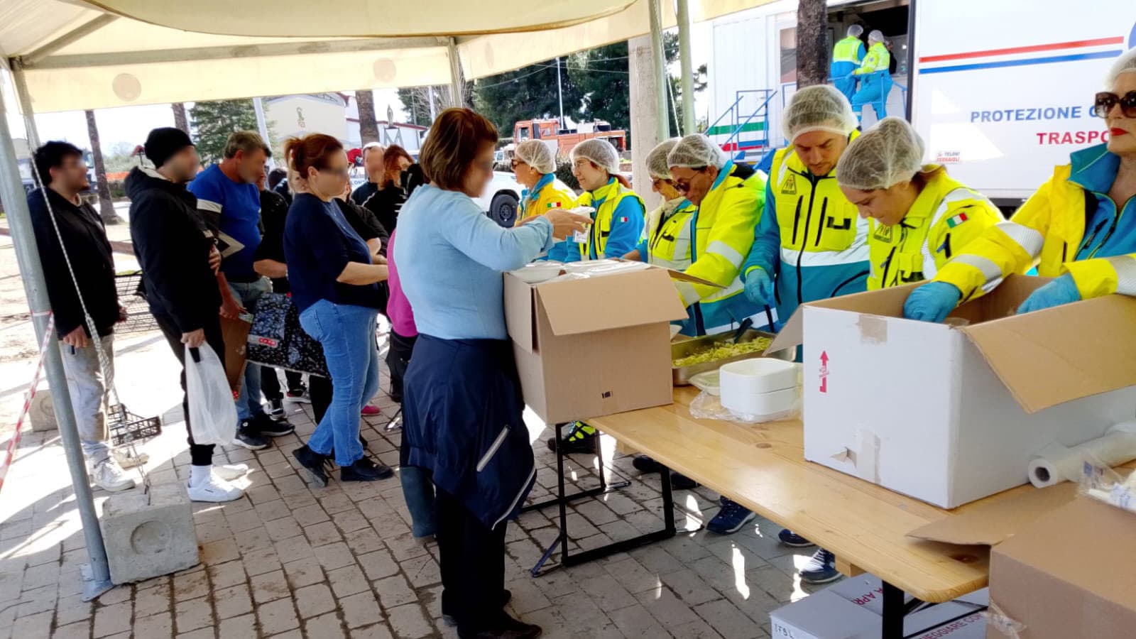 La Misericordia che aiuta e soccorre: il cuore silenzioso dell’emergenza