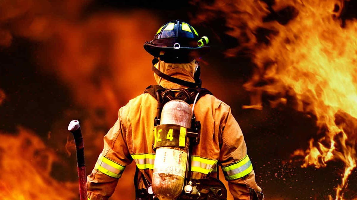 Cosenza, 87 anni dei Vigili del Fuoco: il 27 febbraio prima cerimonia ufficiale al Comando provinciale