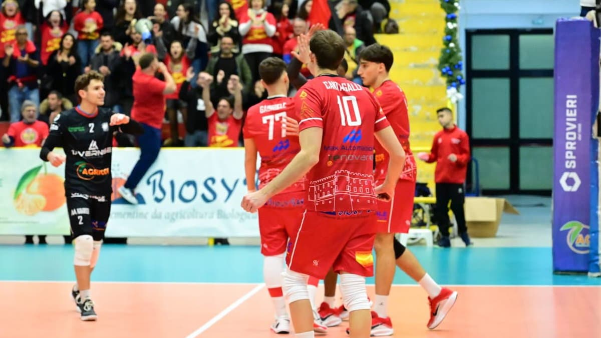 Sprovieri Corigliano Volley sfida Ciclope Catania: in palio il primato in classifica