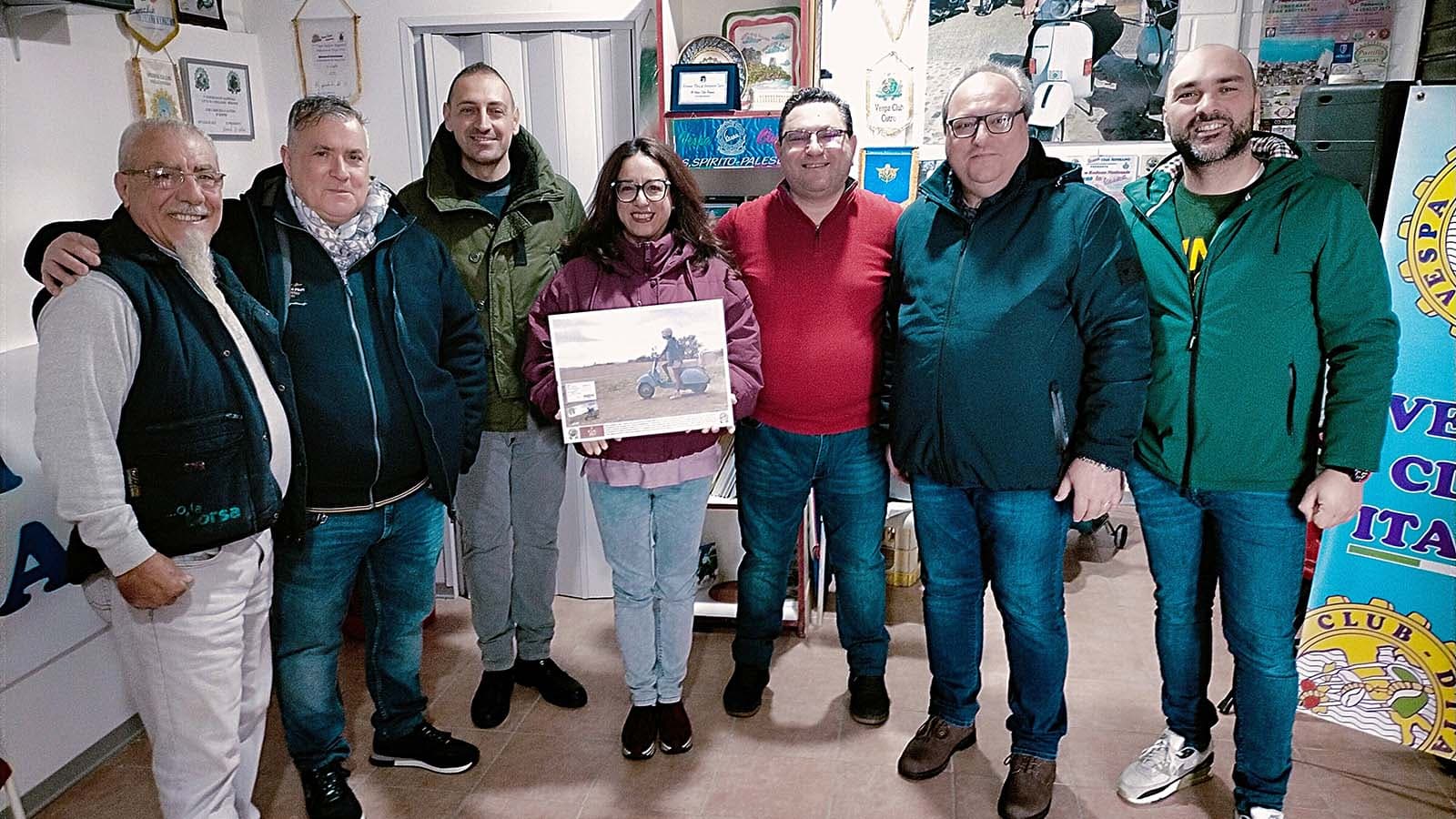 La foto di Susy Romanelli conquista l’Italia: sarà l’immagine ufficiale del Vespa Club 2026