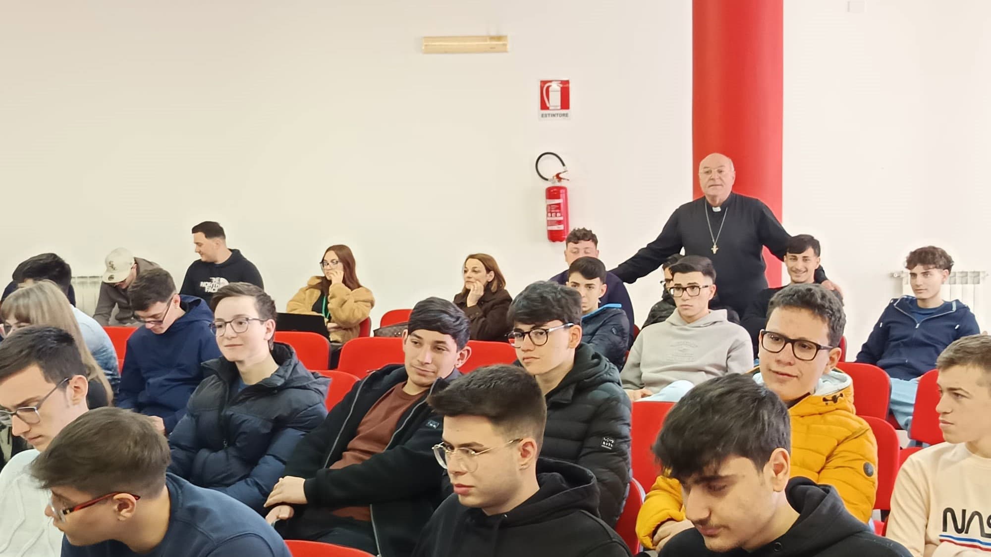 Esposizione su Pier Giorgio Frassati al Majorana di Co-Ro: rafforzato il percorso formativo degli studenti