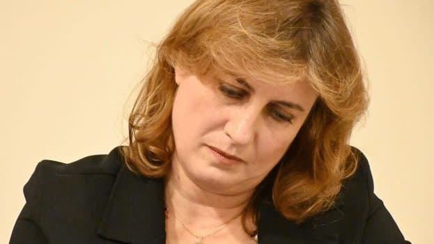Corigliano-Rossano, Alessandra Mazzei presenta il libro La stanza, la ghianda e la felicità