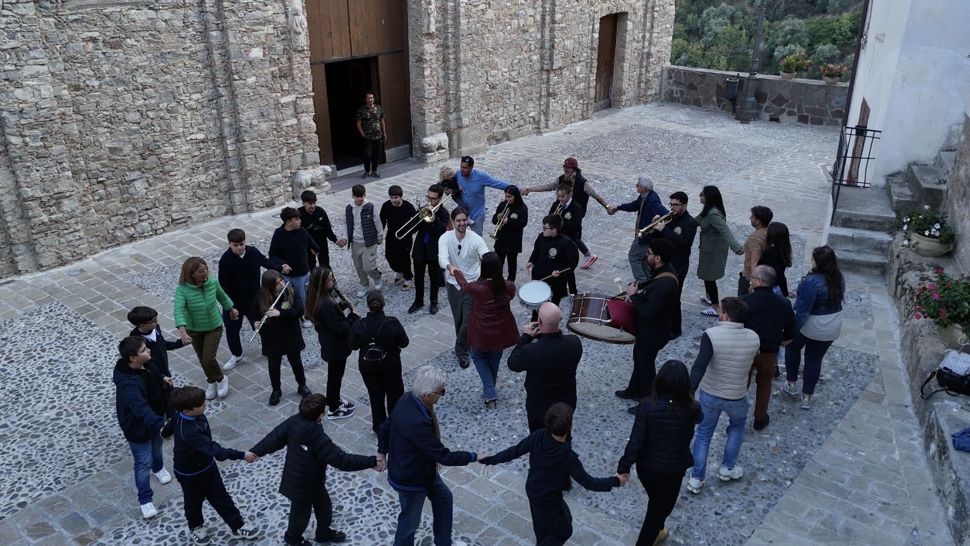 Oriolo protagonista del nuovo spot di Visit Italy: il borgo dove la vita diventa sinfonia