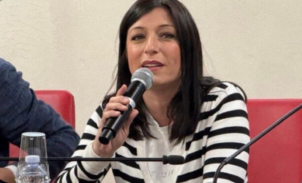 Minacce e atti intimidatori, Pietrapaola si stringe attorno a Maria Curia