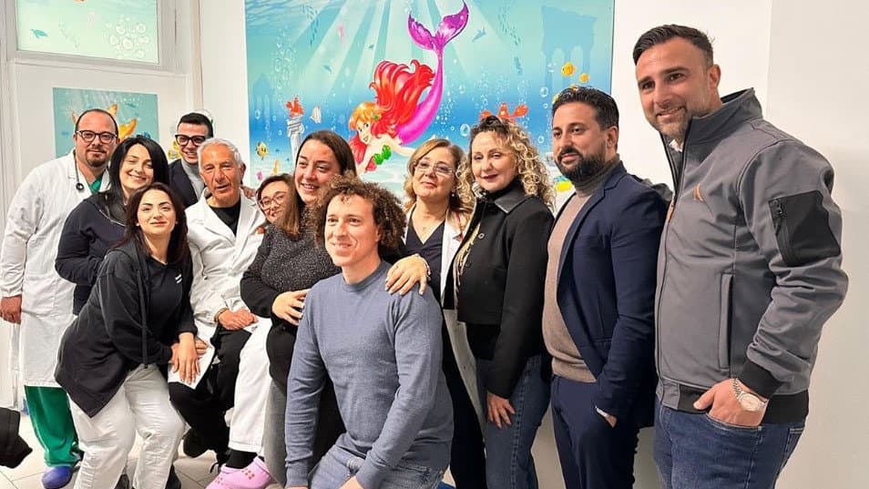 Nuovo volto per l’ambulatorio di Pediatria a Castrovillari: inaugurati spazi decorati per il benessere dei bambini