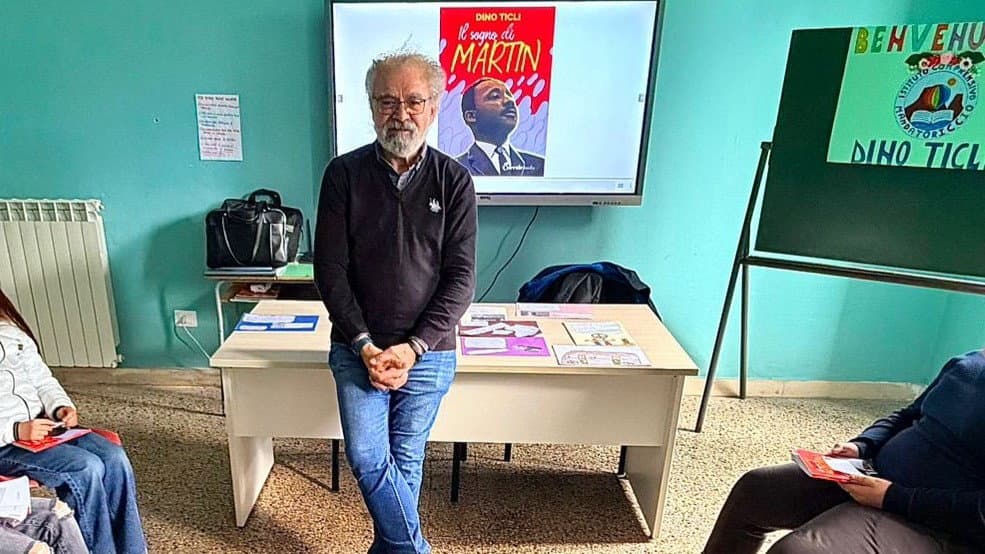 Olimpiadi del libro, gli studenti dell’Ic Mandatoriccio incontrano Dino Ticli