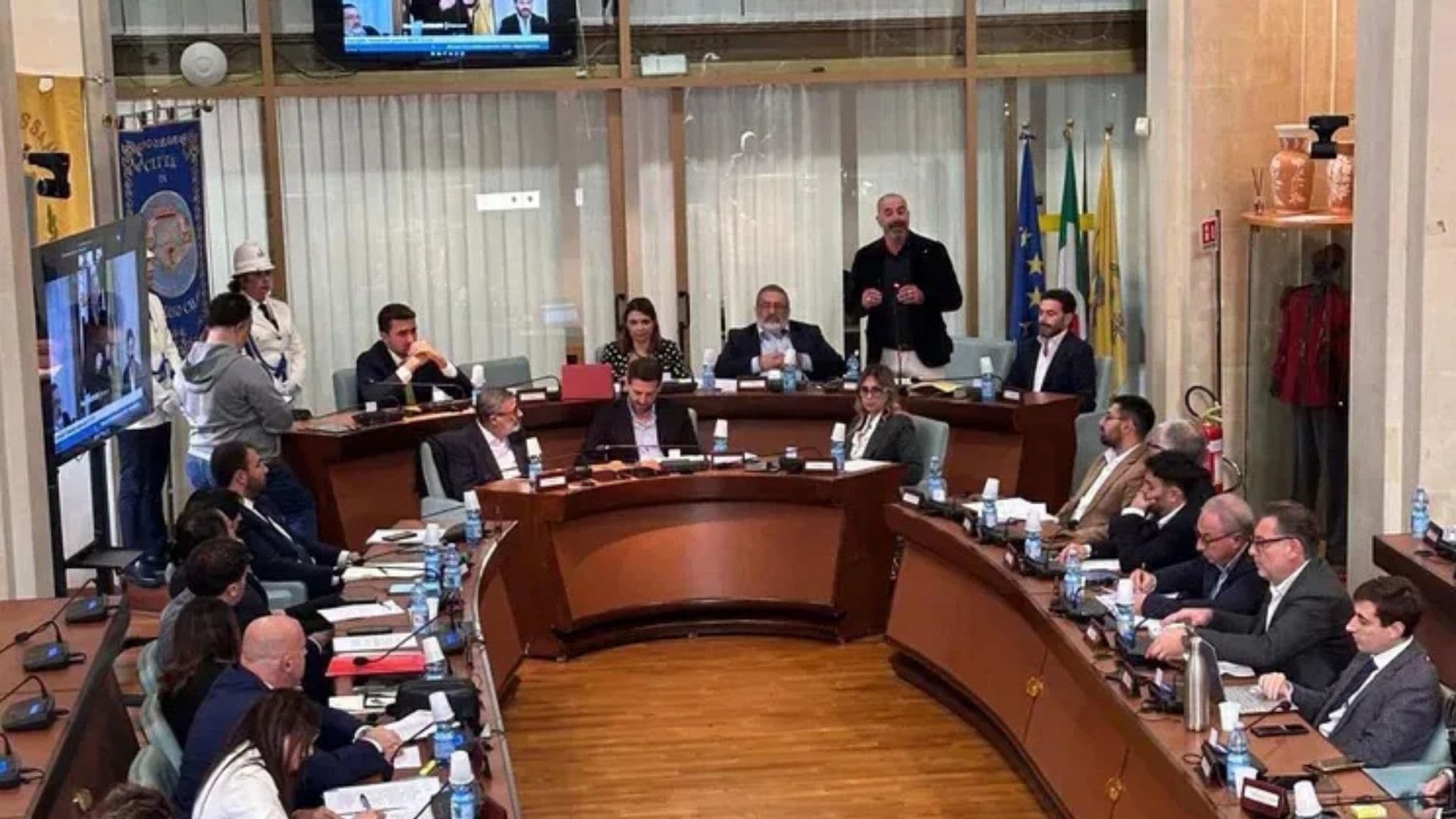 Co-Ro, definizione agevolata tributi. Azzurro Mare: «Sostegno concreto per i cittadini»