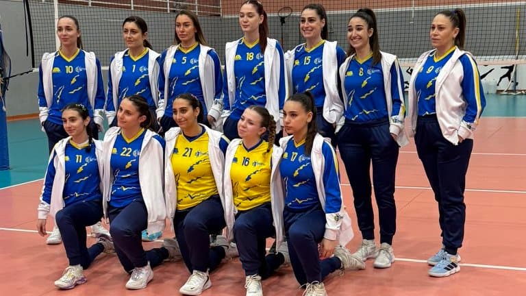 Playoff pallavolo femminile, Rossano passa a Siderno: 3-0 e quarti più vicini