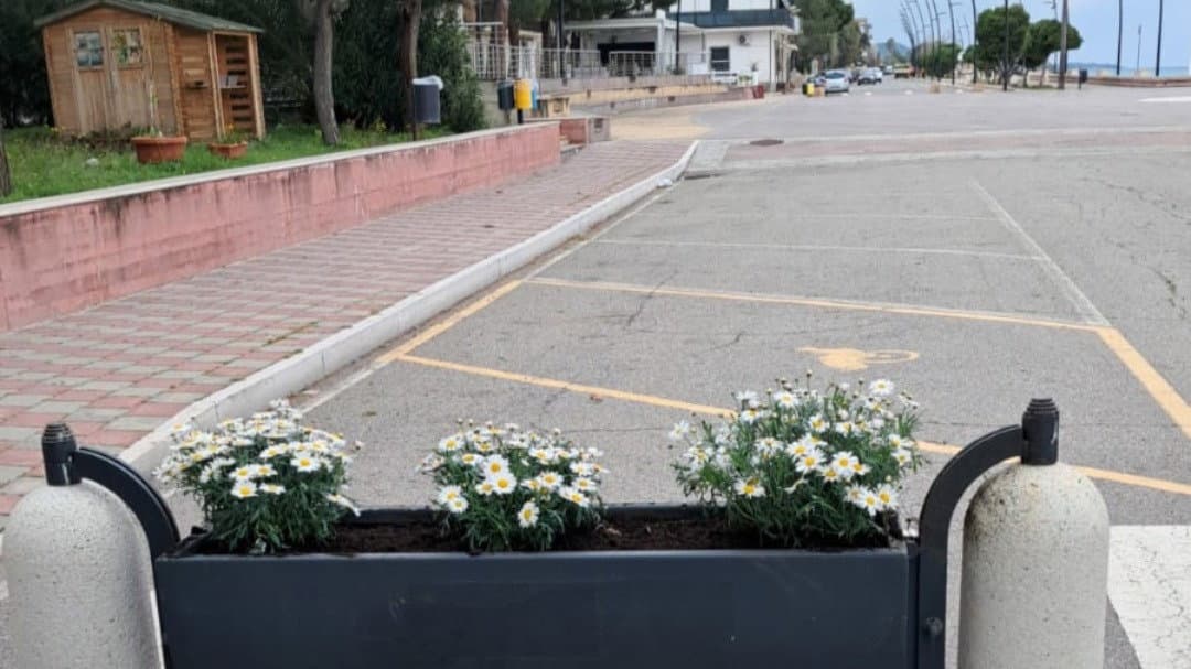 Trebisacce, più cura del verde e spazi pubblici riqualificati tra mare e centro cittadino