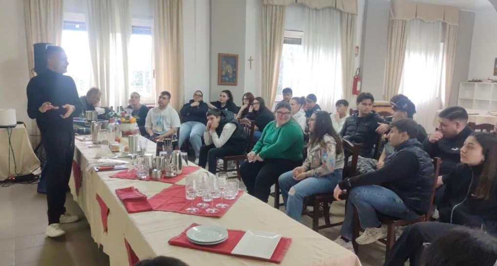 Hospitality Bartender, al Majorana di Rossano si continua a sperimentare il futuro