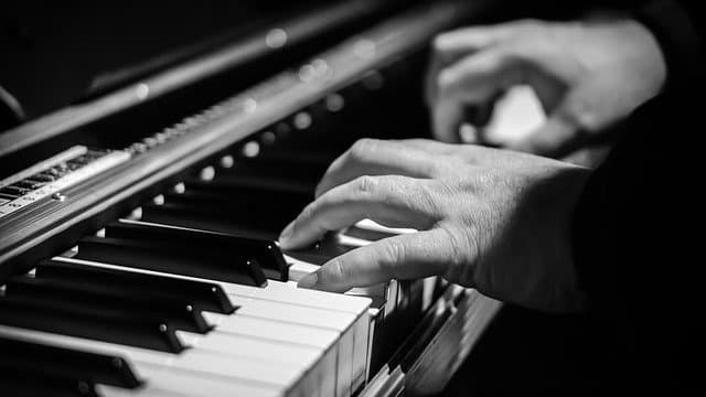 A Co-Ro torna il Premio Harmonika: giovani talenti in scena dal 15 al 17 maggio