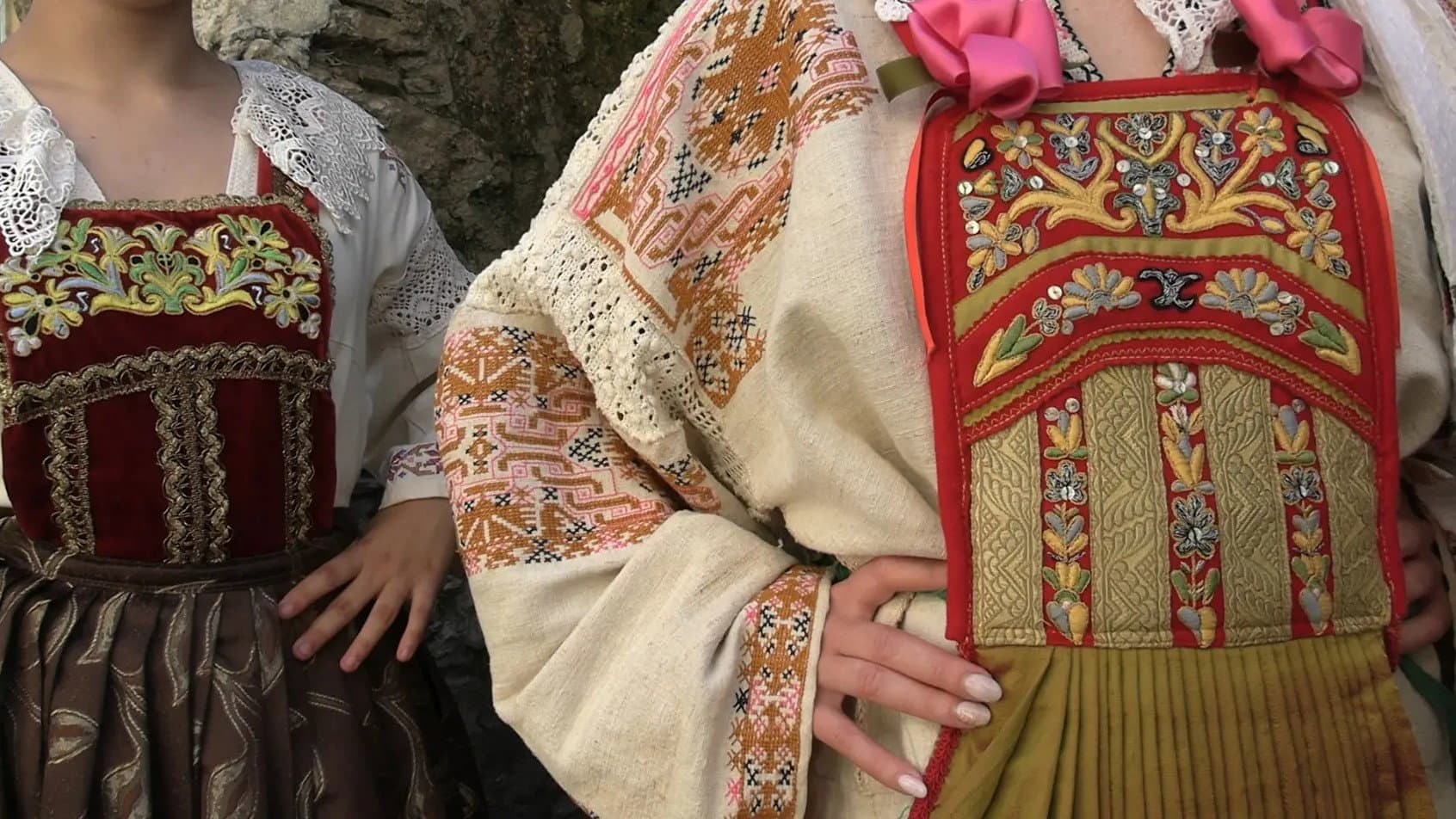 A San Giorgio Albanese un viaggio nella sostenibilità con “Il filo della tradizione incontra l’abito di domani”