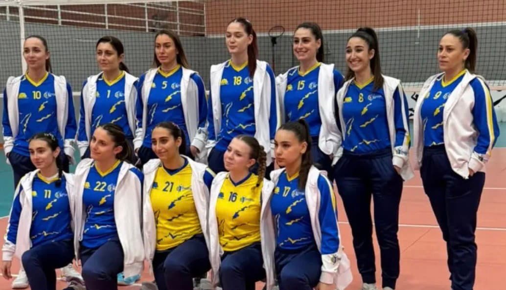 Pallavolo Rossano in finale playoff Serie C: 3-0 a Cutro e sogno sempre più vicino!