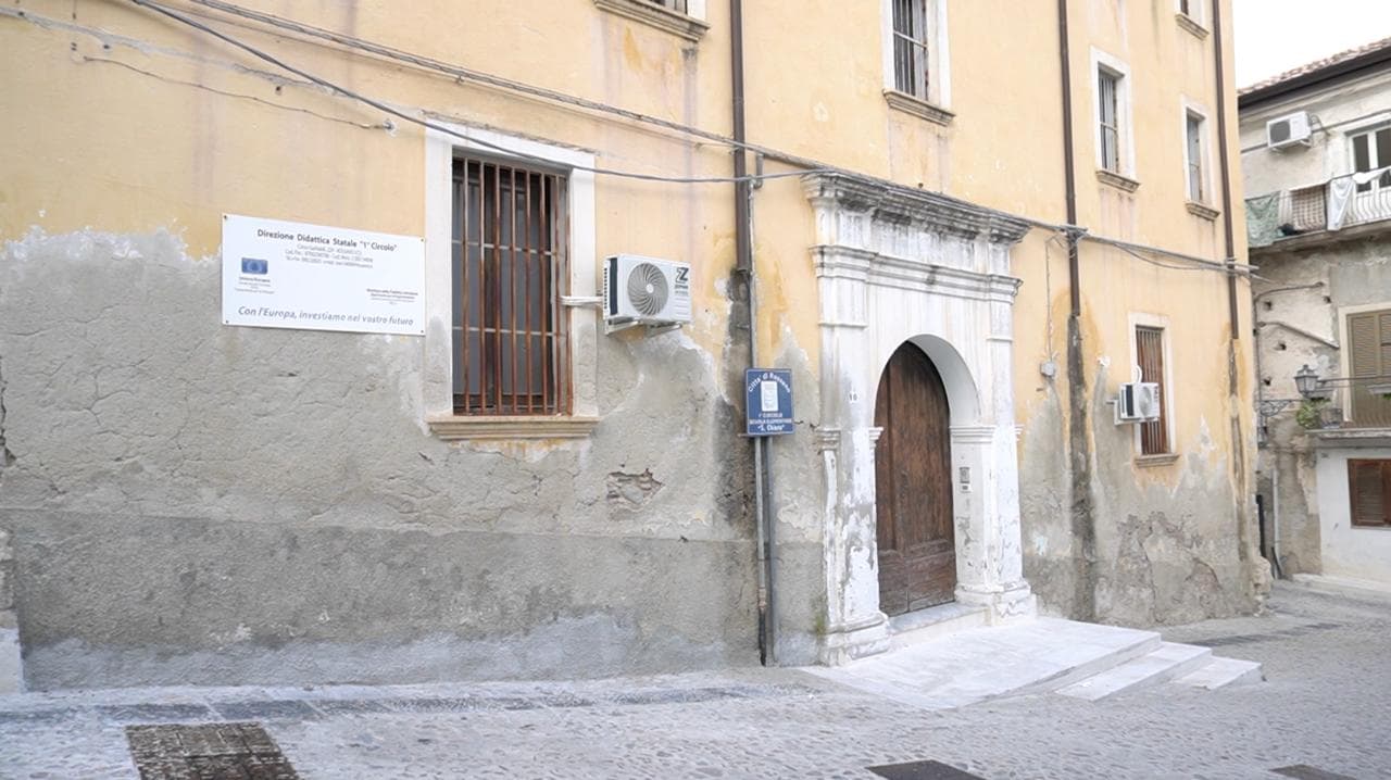 Liceo San Nilo, l'affondo di Stasi: «Il trasferimento dell'Artistico è stata una follia» | VIDEO