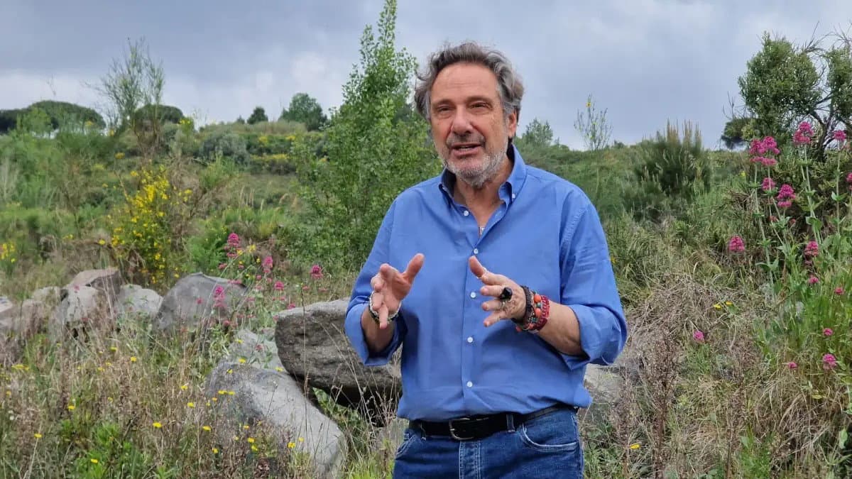 Mario Tozzi all’Unical per “Terre in movimento”: si parlerà di rischio sismico e vulcanico
