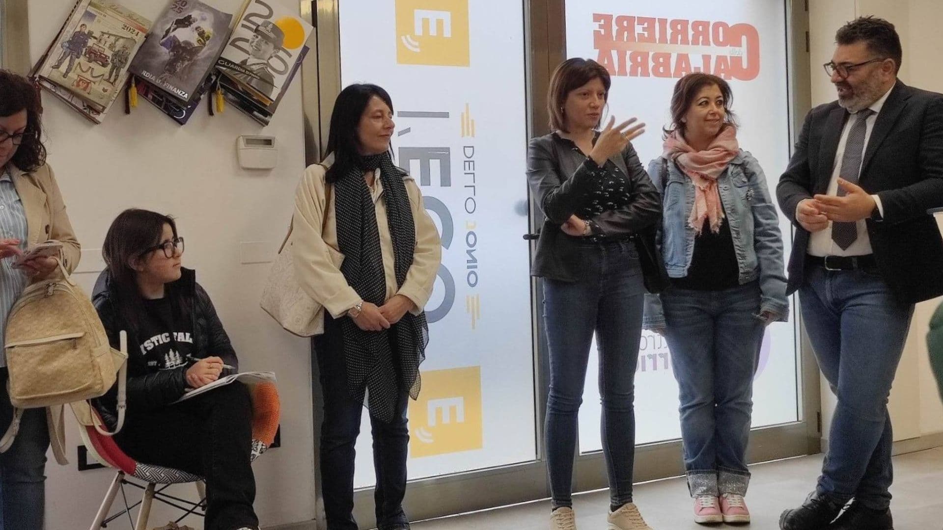 Giornalismo e lettura: gli studenti di Pietrapaola in visita a Co-Ro per due progetti culturali