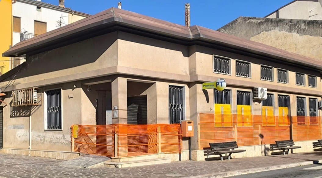 Ufficio postale di Lauropoli, Poste Italiane: «Riapertura con spazi rinnovati e servizi migliorati»