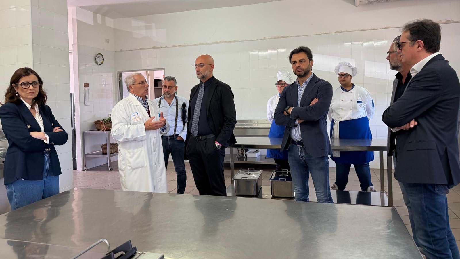Faragalli al Majorana: «Scuola d’avanguardia, qui si vede la qualità del territorio»