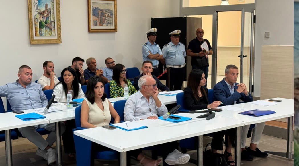 Dissesto idrogeologico, la Maggioranza replica: «Cassano ammessa ai fondi, penalizzata dai criteri nazionali»