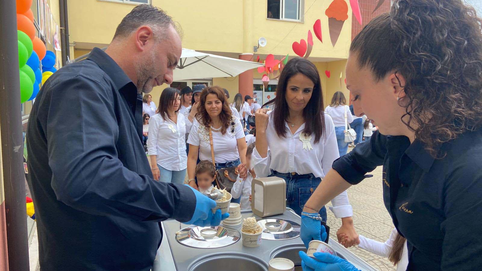 All’Amarelli il gelato diventa “Abbraccio di mamma”: festa speciale con i bambini del Frasso