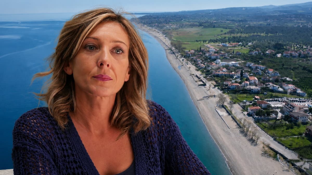 Corigliano-Rossano, doppia Bandiera Blu e primo Piano Spiaggia unico: la città ridisegna il suo mare