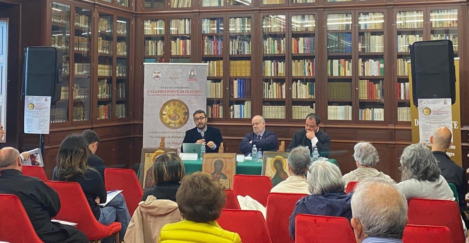 Eparchia di Lungro, concluso “Calabria ponte di dialogo”: religioni e culture per la pace nel Mediterraneo