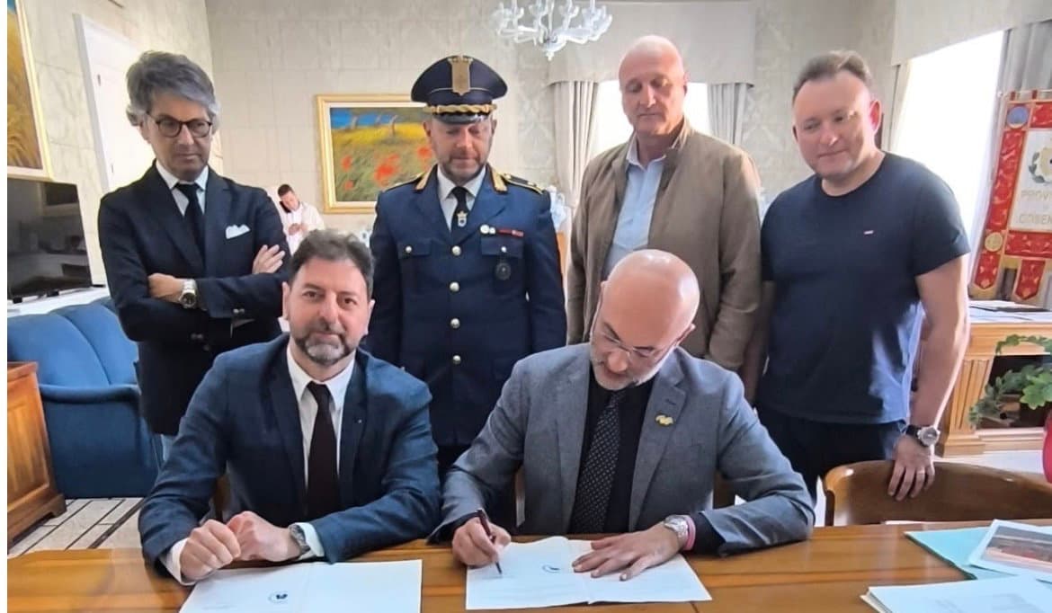 Provincia di Cosenza e Avis Provinciale, firmato il protocollo d’intesa per promuovere la cultura del dono