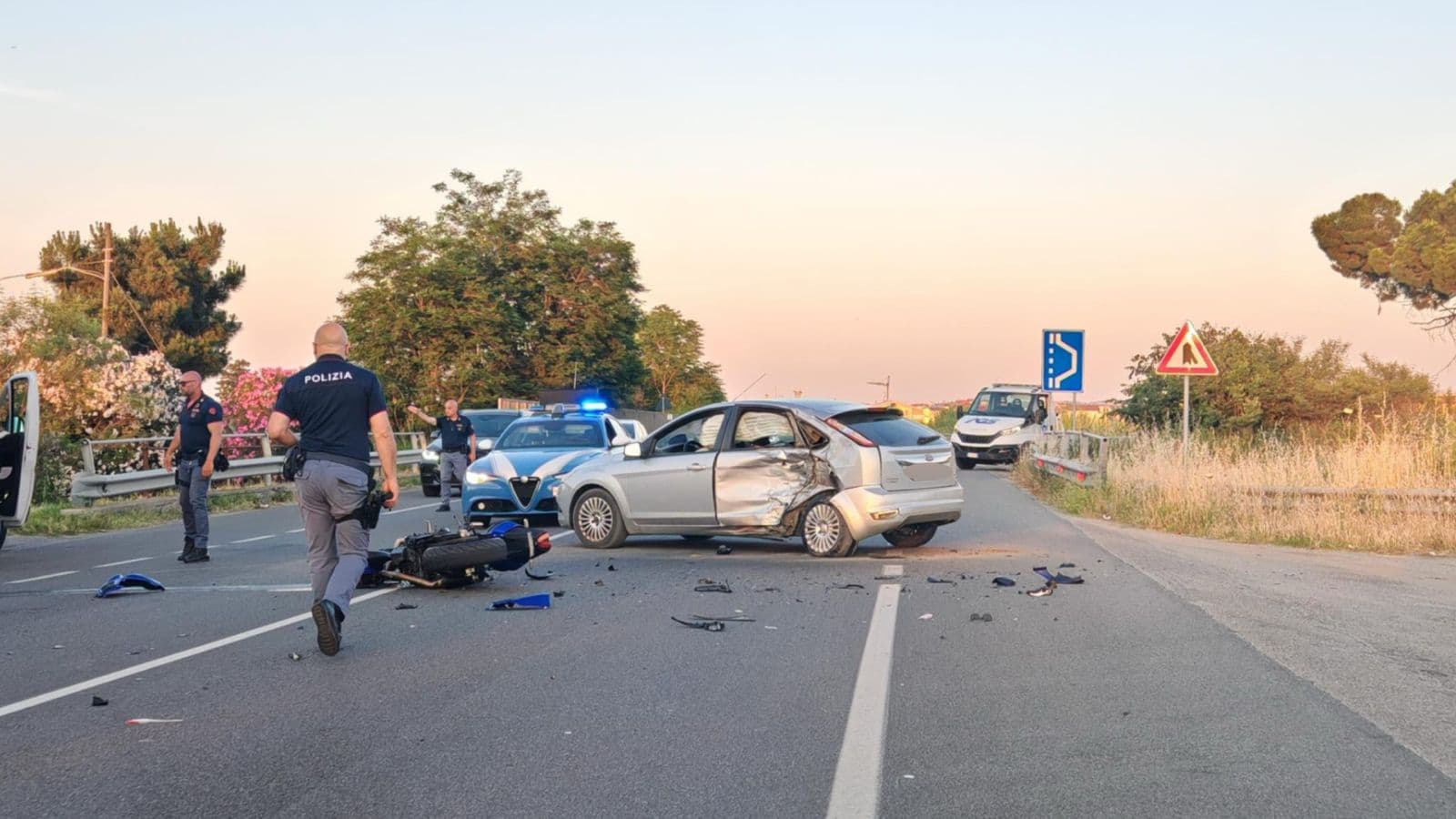 Tragico incidente sulla Statale 106: muore un motociclista di 33 anni