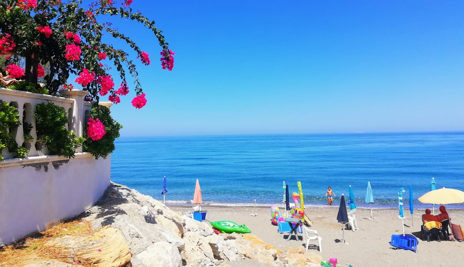 Bandiera verde 2026: Crosia si conferma tra le spiagge ideali per bambini e famiglie