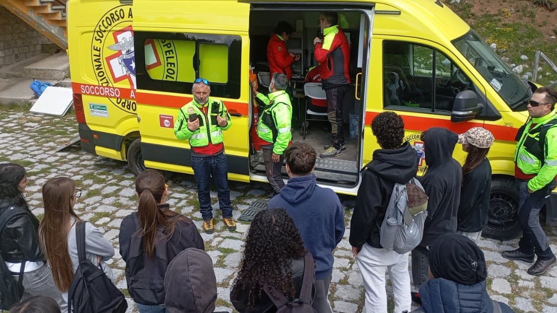 Sicurezza in montagna, si chiude il progetto del Cnsas Calabria con gli studenti del Polo Liceale di Trebisacce