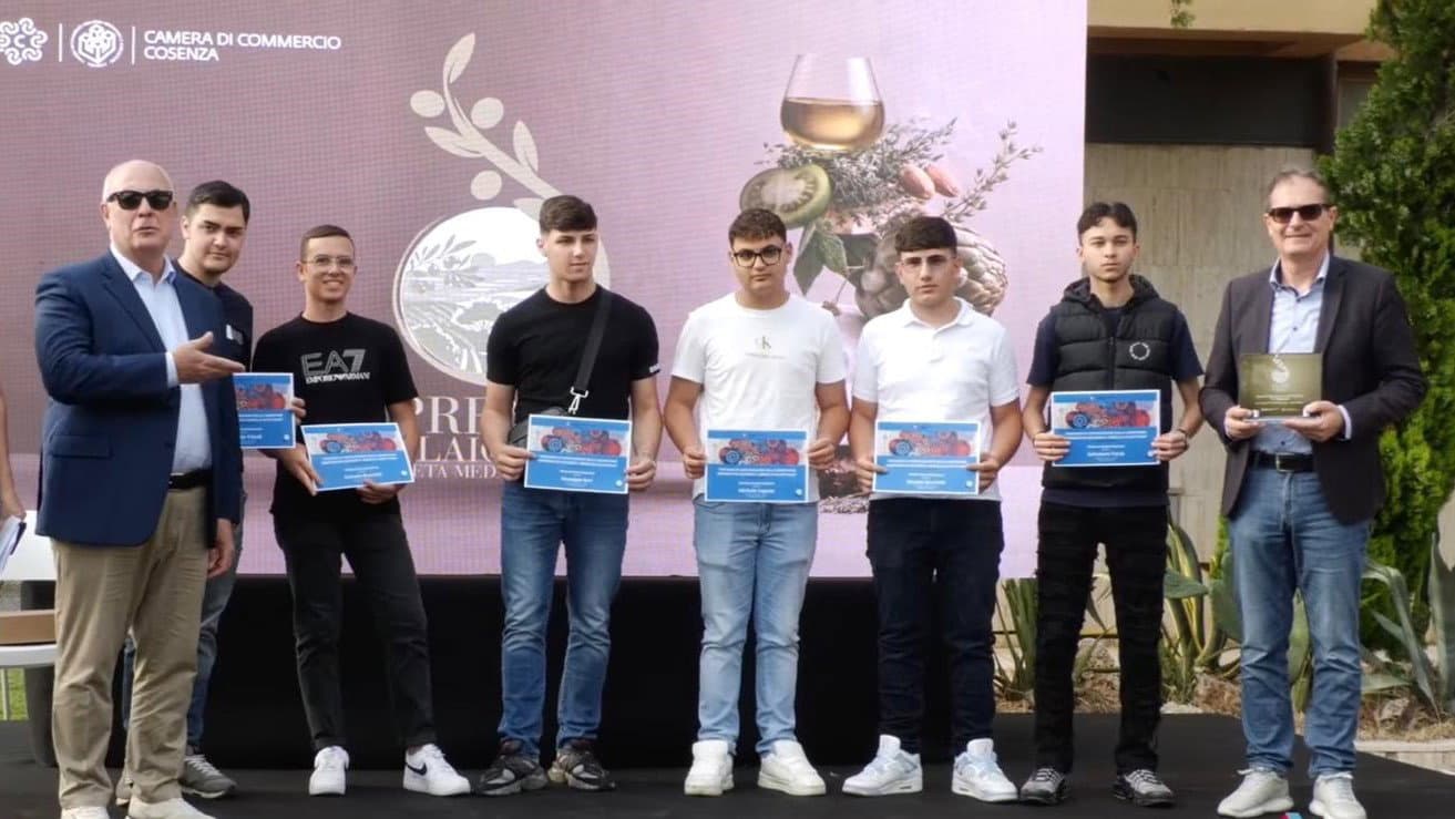 Dagli ulivi del Majorana un olio da podio nazionale: premiato l’Agrario di Corigliano-Rossano