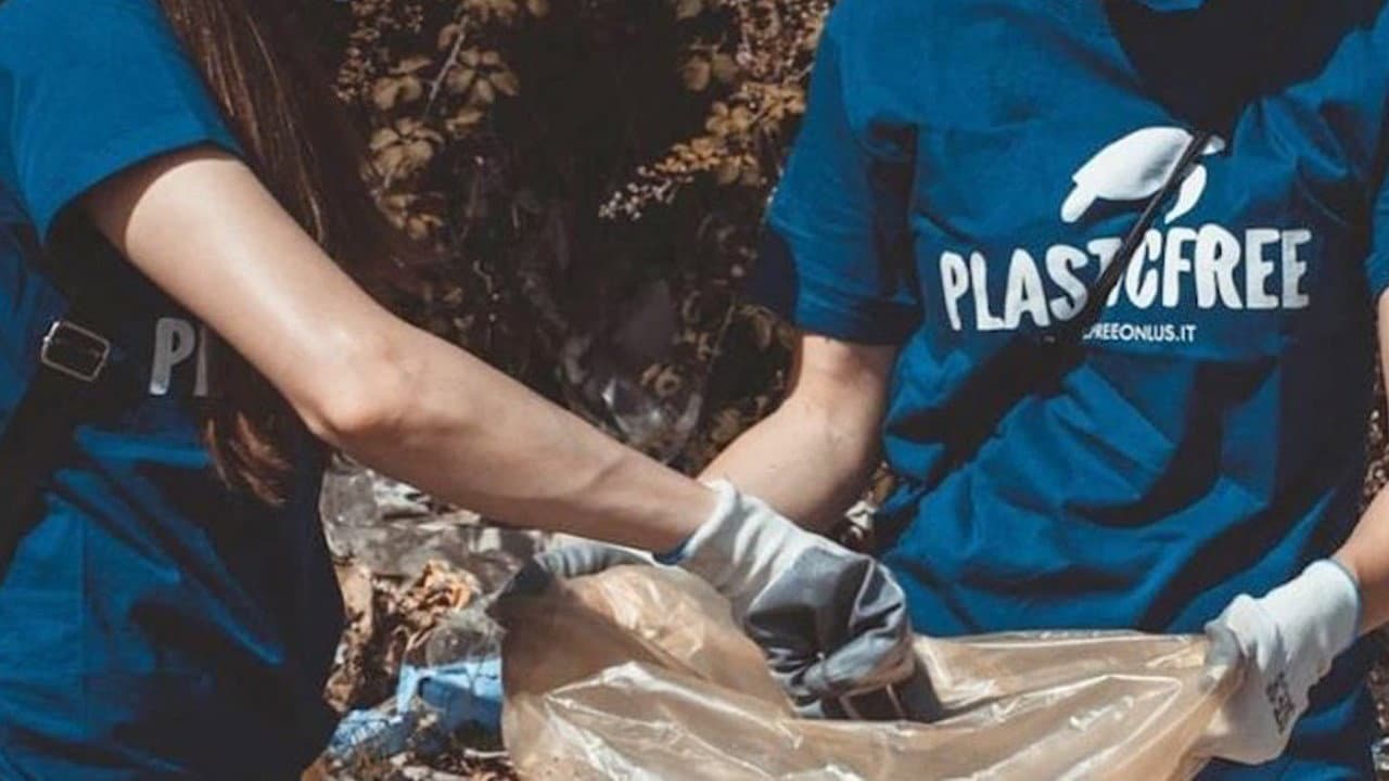 Villapiana rilancia la sfida contro i rifiuti: domenica pulizia della pineta con Plastic Free