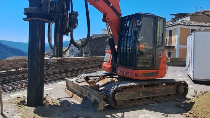 Cropalati, entra nel vivo il cantiere della nuova piazza davanti alla Chiesa Matrice
