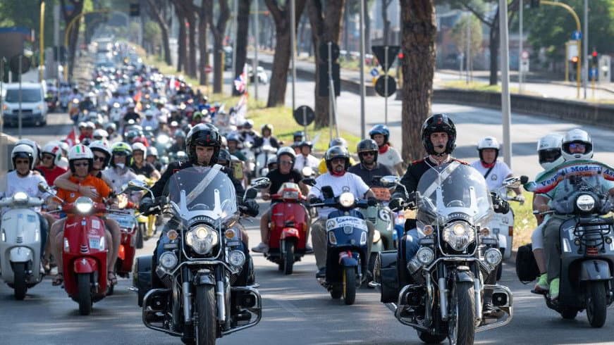 Da Co-Ro a Roma sulle due ruote della storia: il Vespa Club celebra gli 80 anni dello scooter simbolo d’Italia