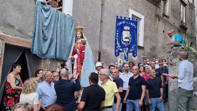 Lungro, rubato l’oro dalla statua della Madonna del Carmine in Cattedrale