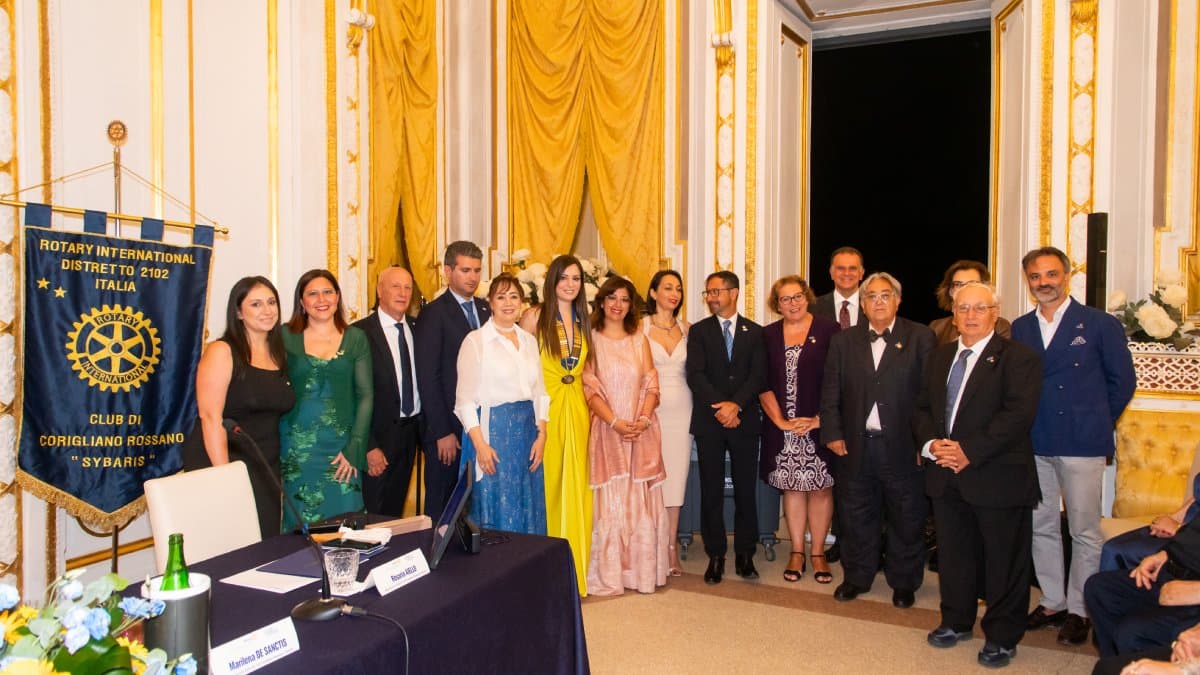 Rotary Sybaris, Anna Straface nuova presidente: passaggio del collare al Castello Ducale