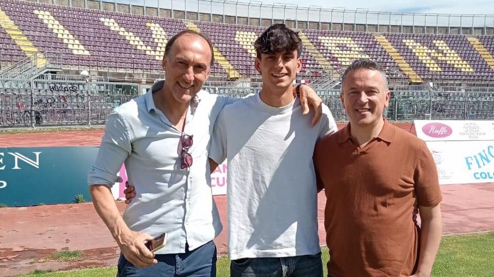 Luca Calabrò al Livorno, il talento di Corigliano-Rossano vola in Serie C
