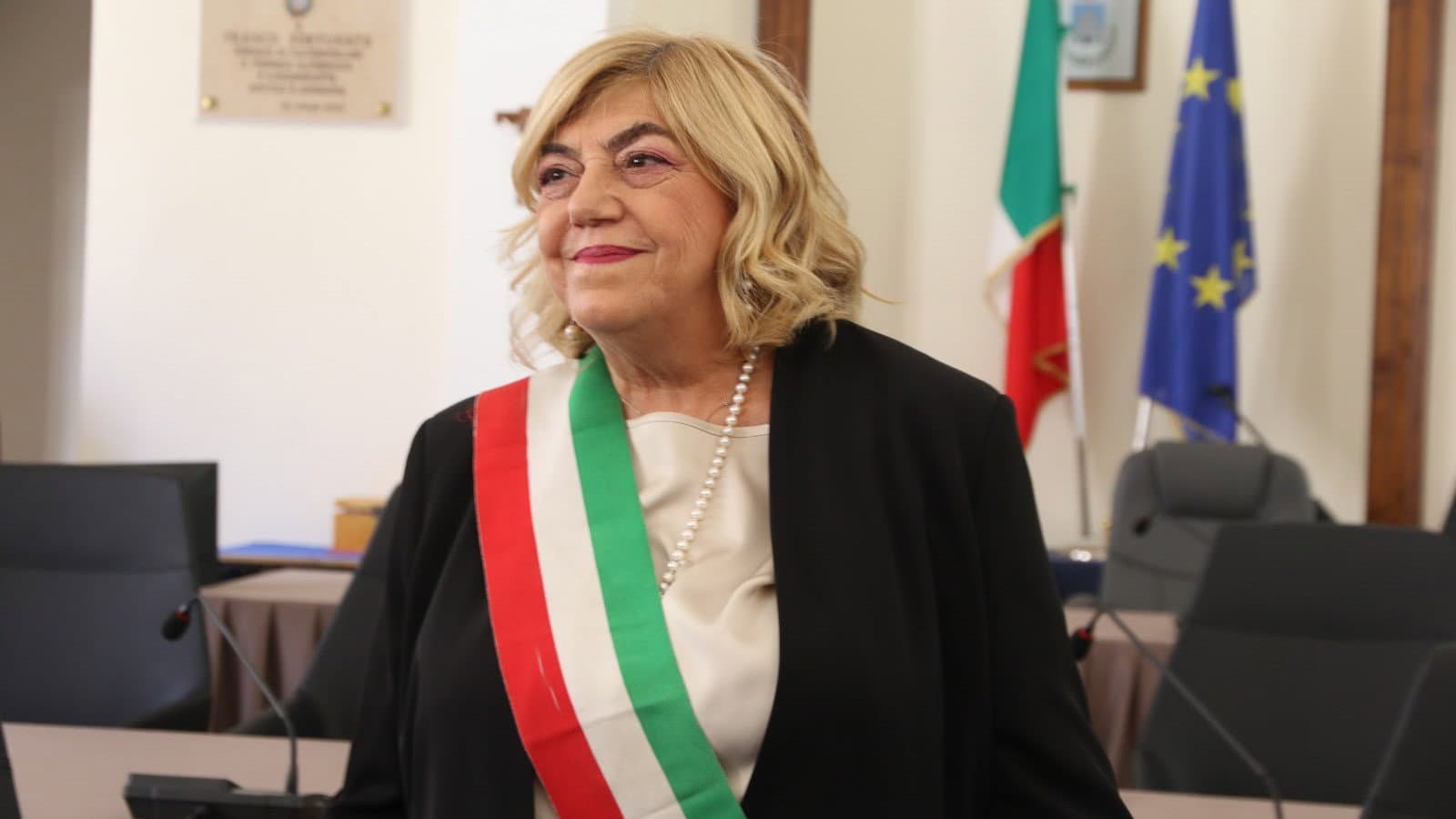 Castrovillari Calcio, la sindaca De Gaio scrive alla LND: «Verificare l'esistenza di un presunto clone sportivo»