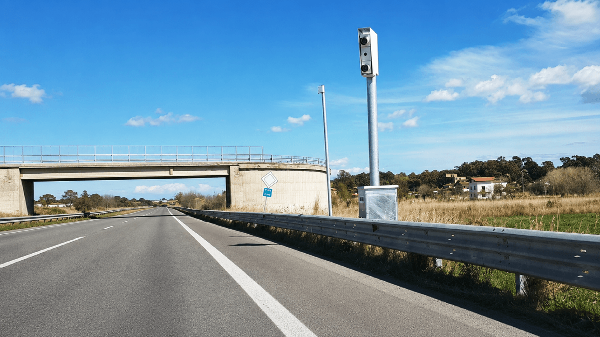 Ore contate per gli autovelox sulla SS106: altra sentenza annulla 3 verbali