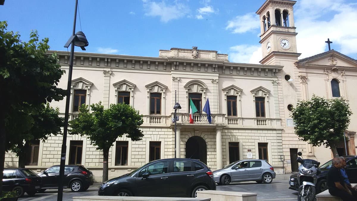 Castrovillari, le opposizioni contestano la revoca dei vertici delle società partecipate