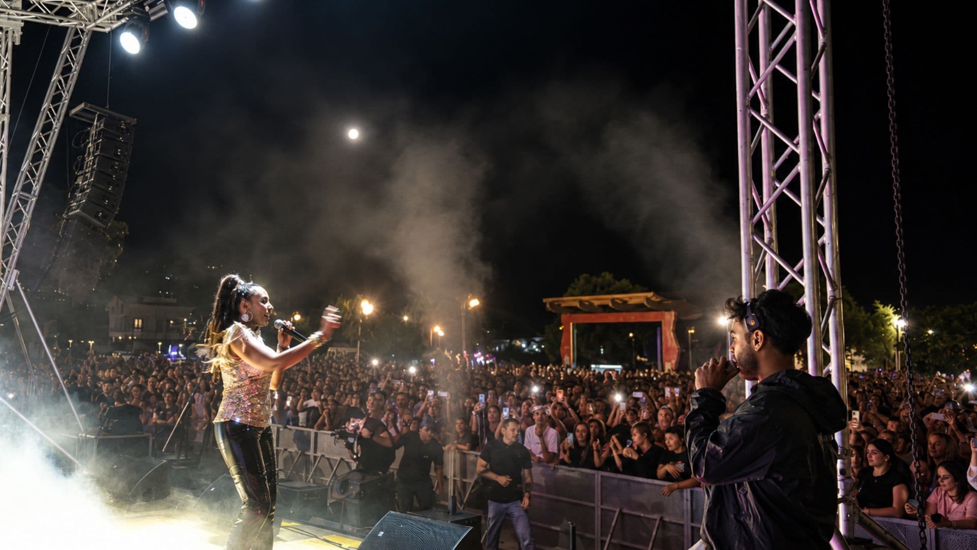 Successo per la Notte dello Ionio: a Sant'Angelo migliaia di persone per una serata da record