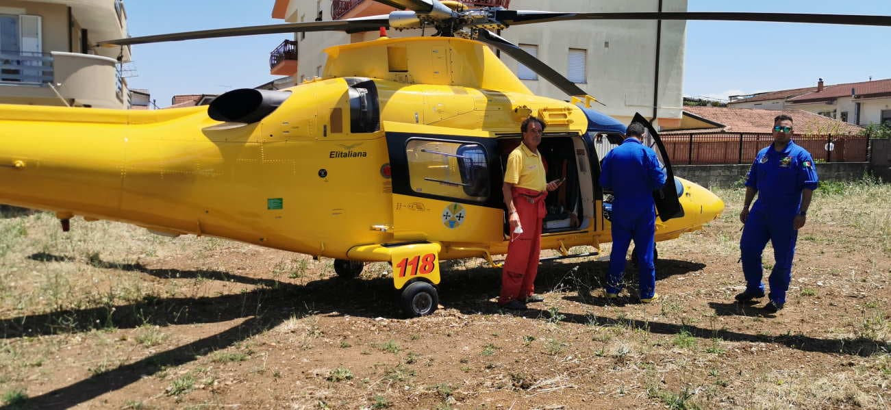 Rossano, bambina di 5 anni investita da una moto sul lungomare: trasferita in elisoccorso