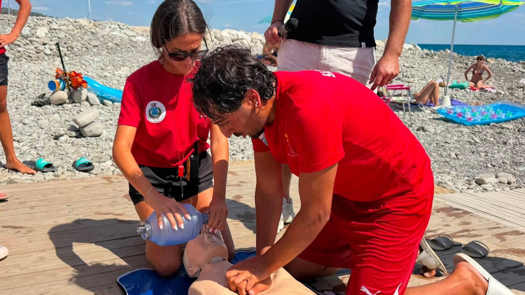 Roseto celebra la prevenzione dell'annegamento: dimostrazioni in mare e focus sulla sicurezza