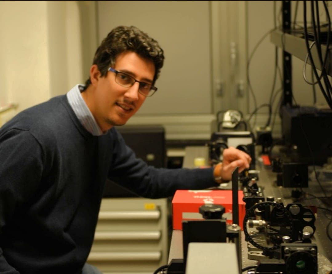 La Società Italiana di Fisica premia Mario Ferraro dell'Università della Calabria