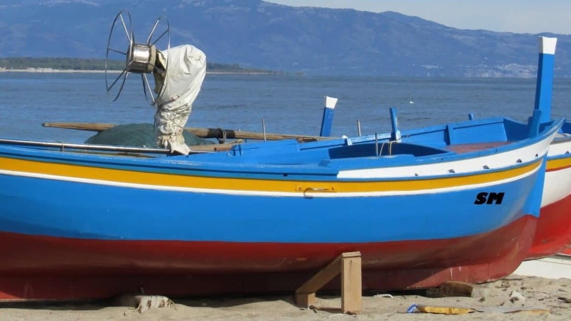 «La spiaggia dei pescatori? Un colpo al cuore»: Martilotti contro il porto a secco di Schiavonea