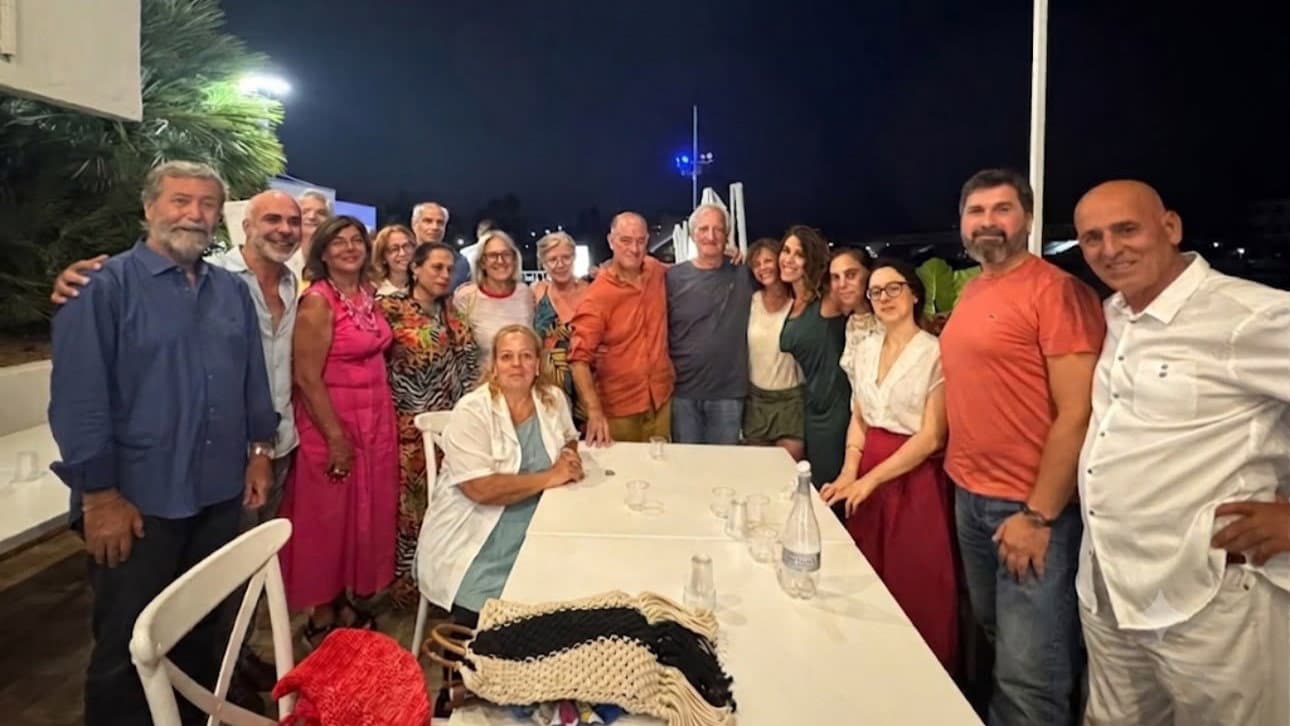 Sibari accoglie il primo Dragon Boat della Calabria: nasce "Laura", simbolo di speranza per le donne operate al seno