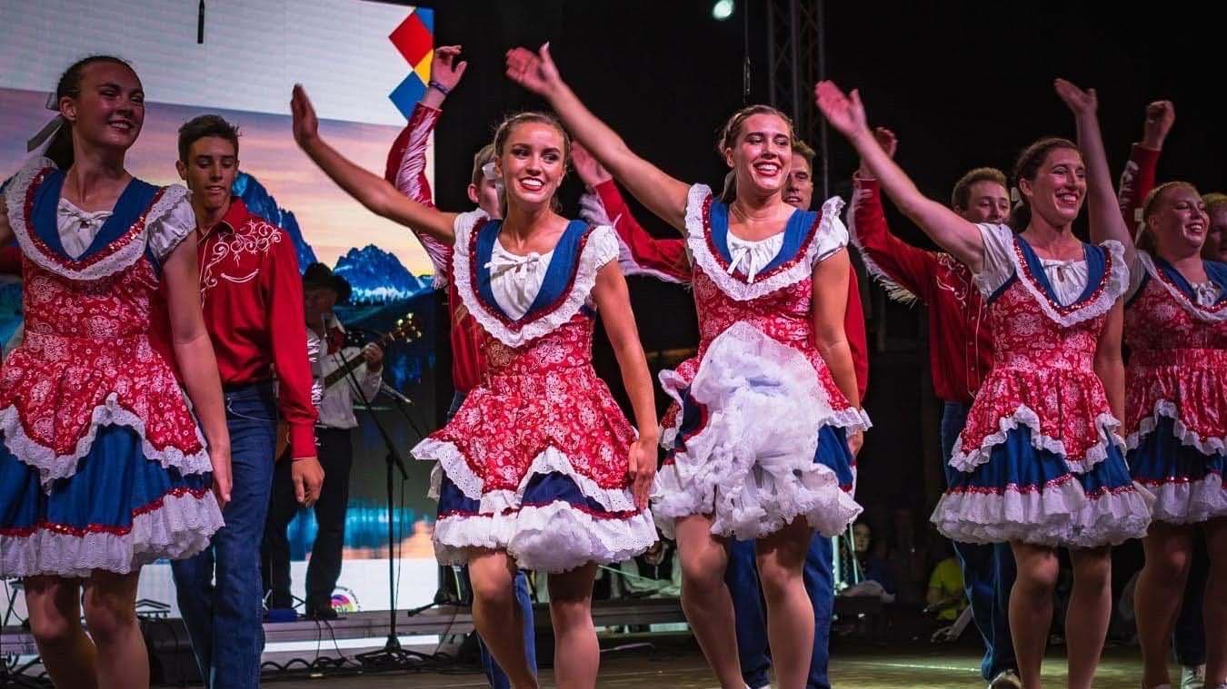 Il folklore americano arriva sul Pollino: dall’Idaho a Castrovillari tra clogging, swing e danze native
